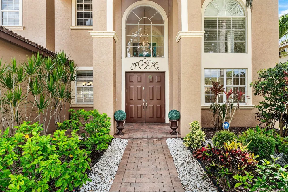 7346 Denicola Lane Lake Worth, FL 33467
