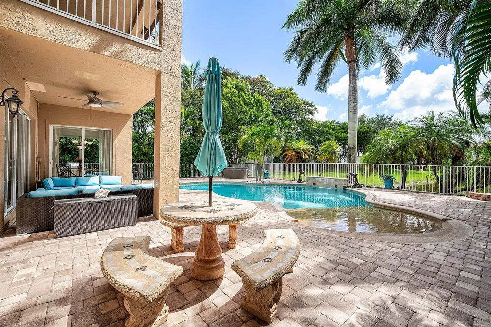 7346 Denicola Lane Lake Worth, FL 33467