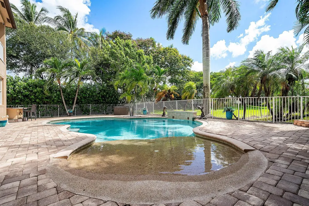 7346 Denicola Lane Lake Worth, FL 33467