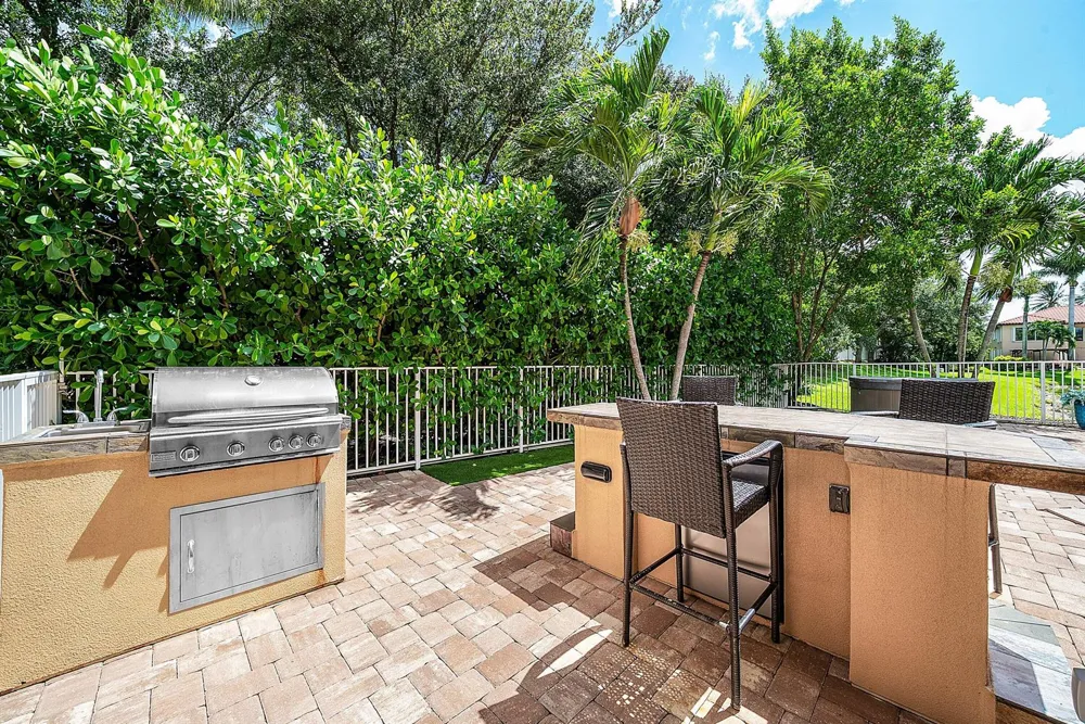 7346 Denicola Lane Lake Worth, FL 33467