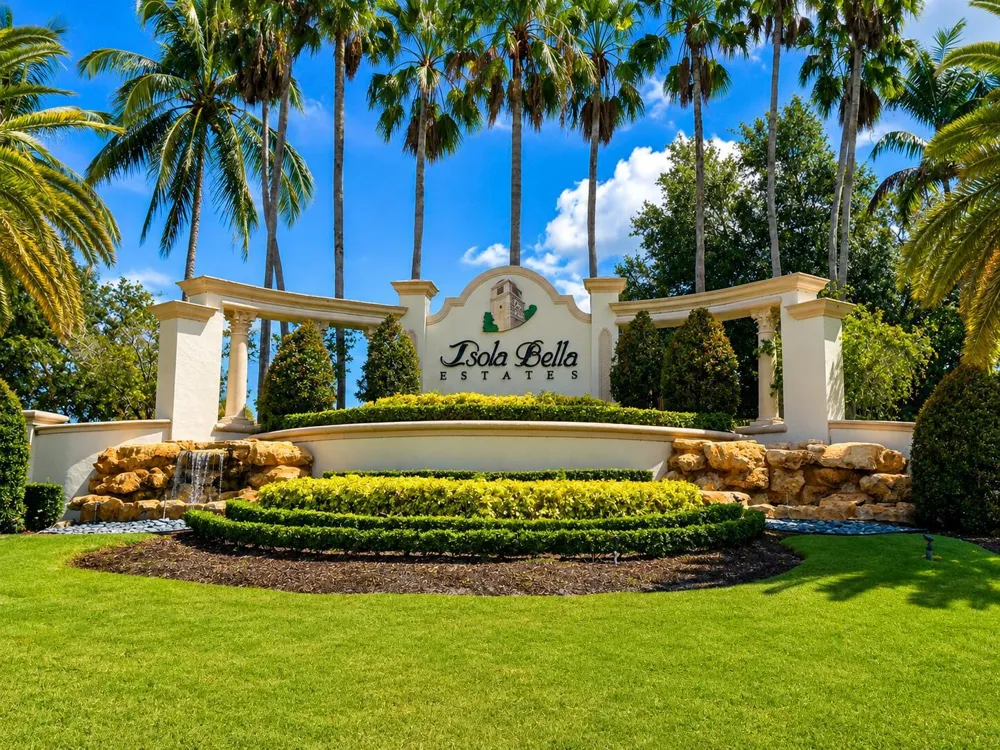 7346 Denicola Lane Lake Worth, FL 33467