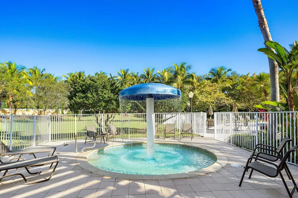 7346 Denicola Lane Lake Worth, FL 33467