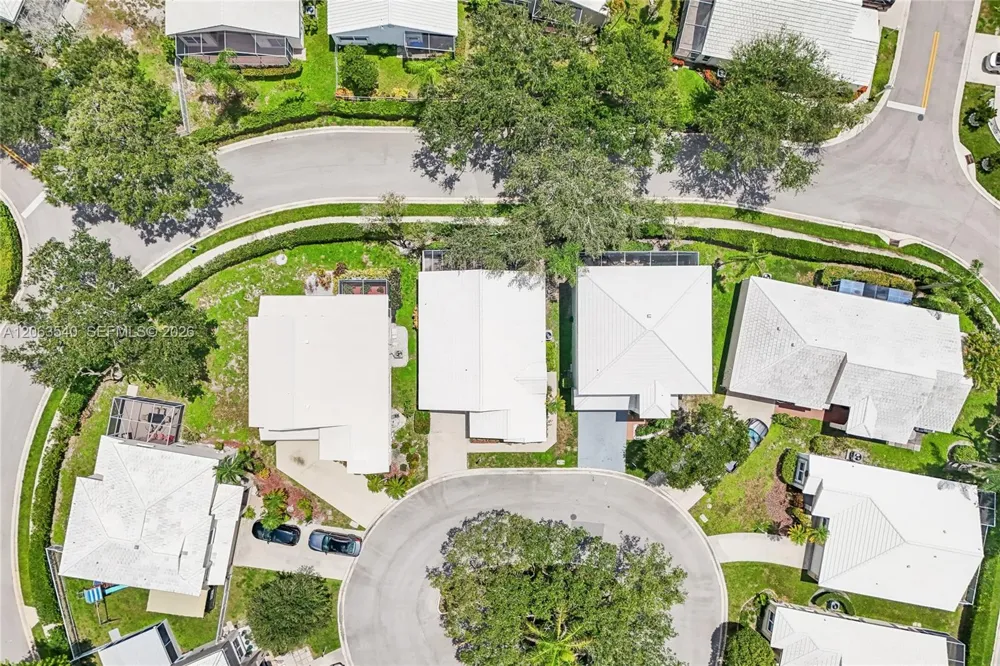 9613 NW 8th Cir Plantation, FL 33324