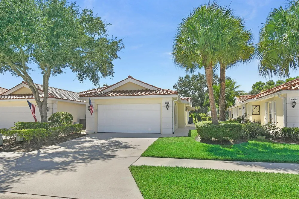 8016 SE Peppercorn Court Hobe Sound, FL 33455
