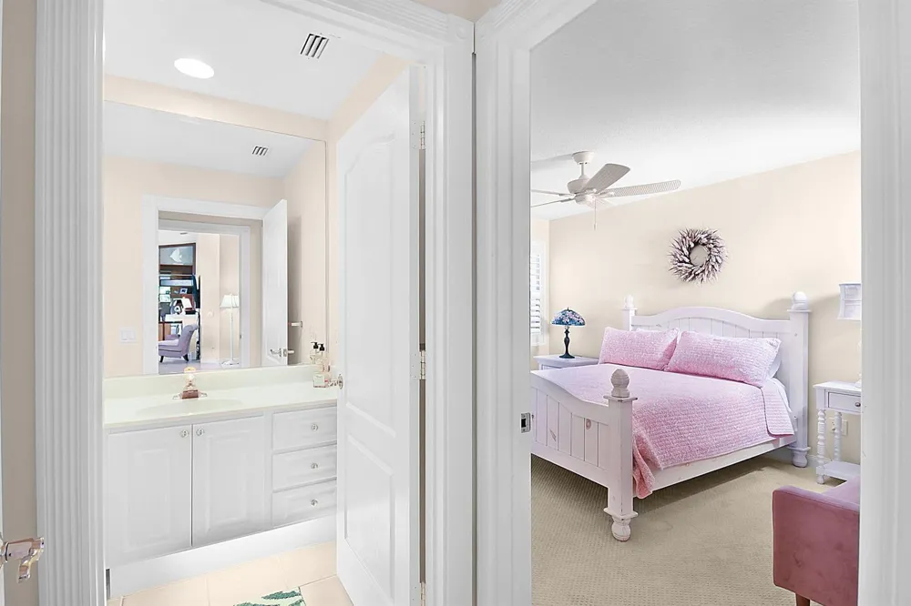 8016 SE Peppercorn Court Hobe Sound, FL 33455