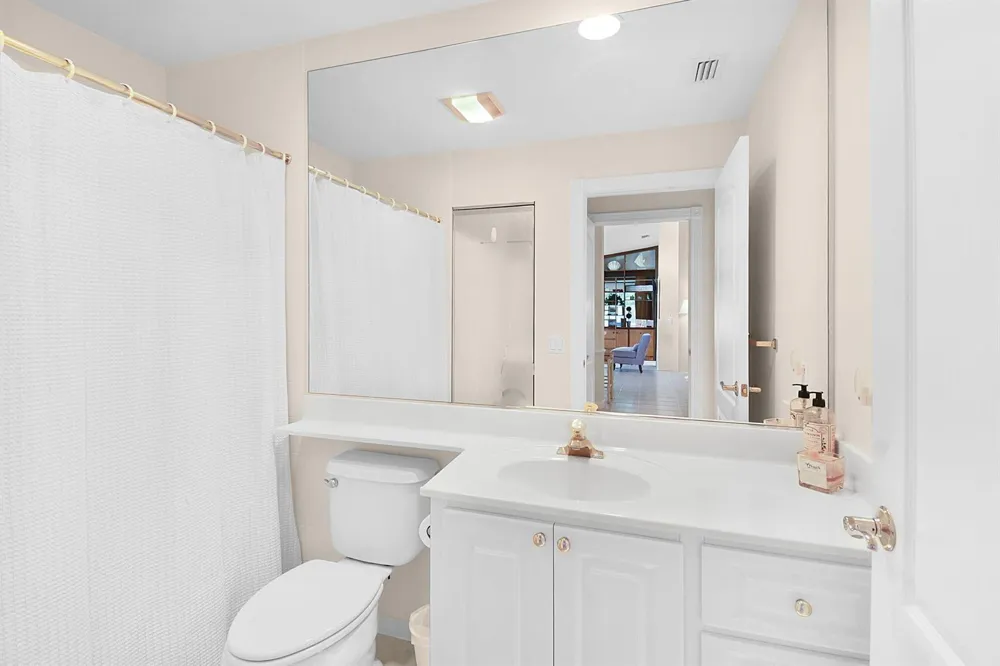 8016 SE Peppercorn Court Hobe Sound, FL 33455