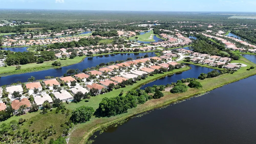 8016 SE Peppercorn Court Hobe Sound, FL 33455