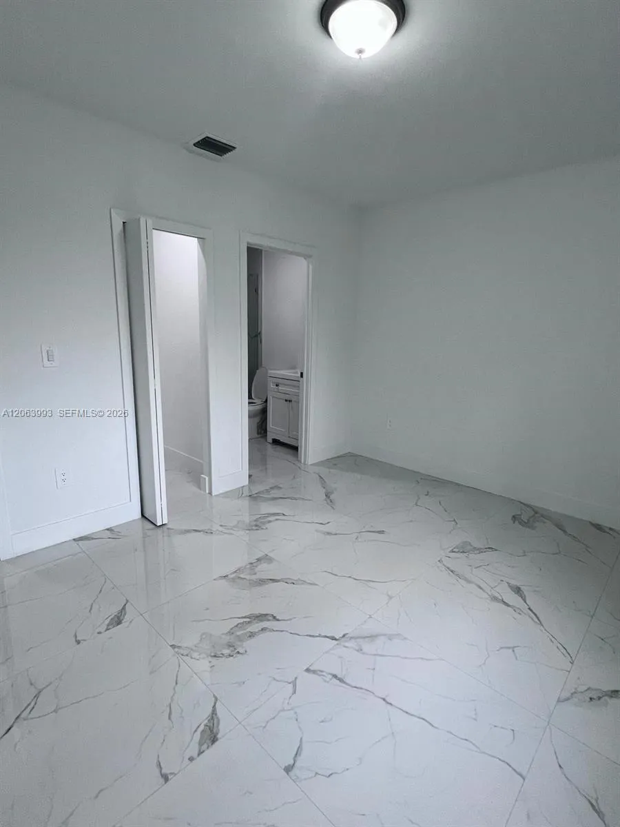 2100 NW 102nd St #1 Miami, FL 33147