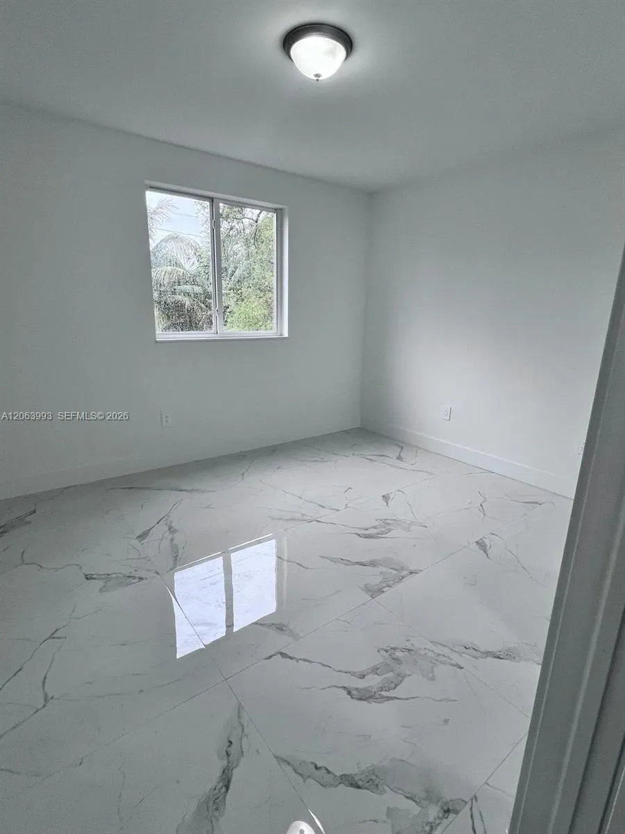 2100 NW 102nd St #1 Miami, FL 33147