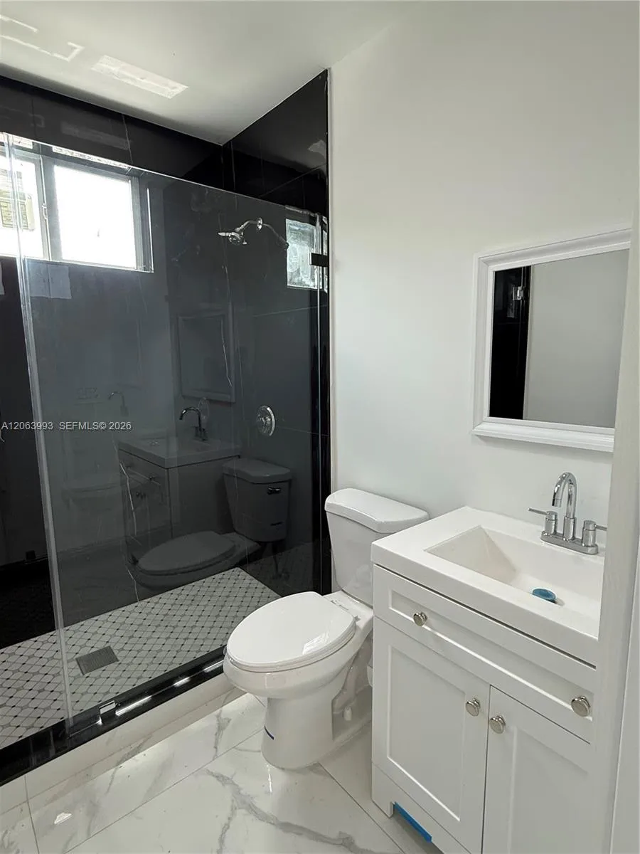 2100 NW 102nd St #1 Miami, FL 33147