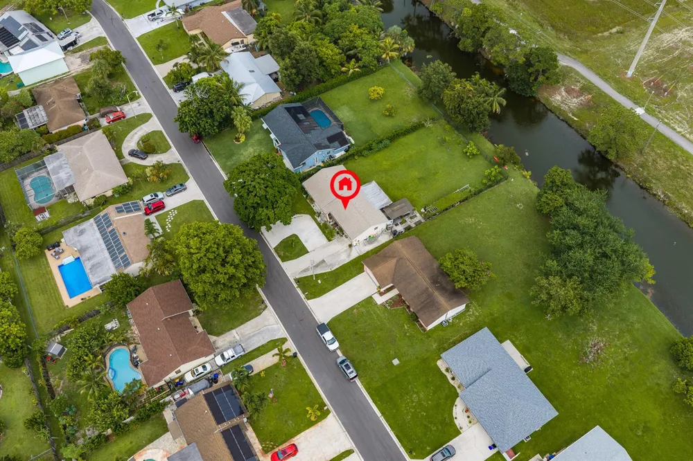278 SANDPIPER AVENUE Royal Palm Beach, FL 33411