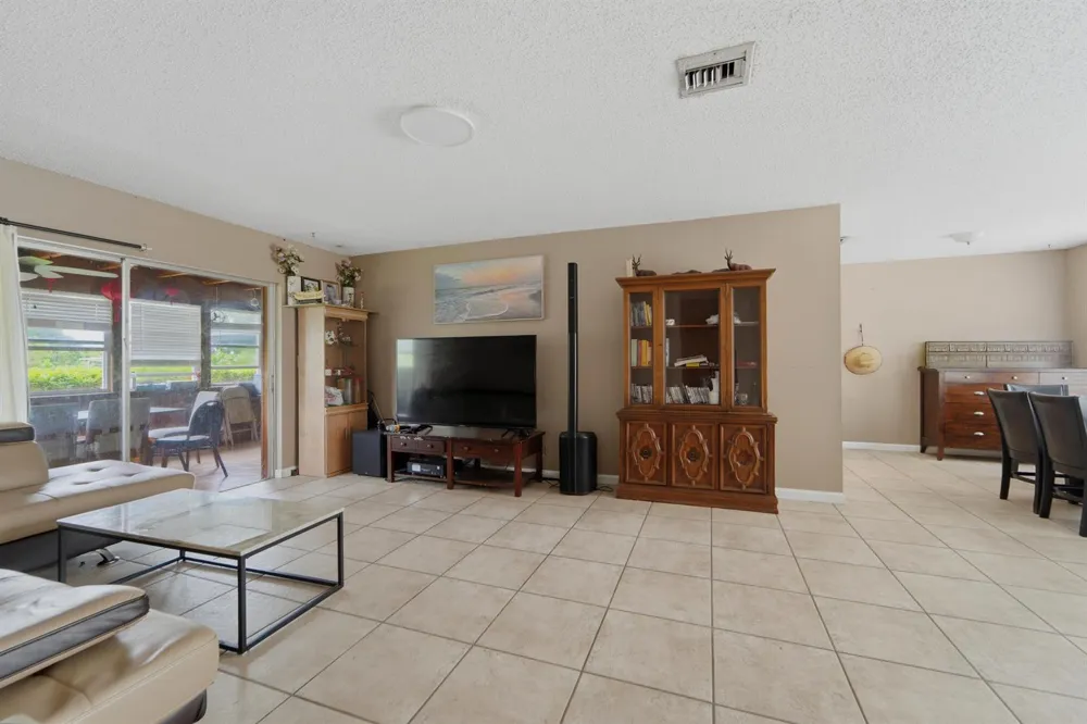 278 SANDPIPER AVENUE Royal Palm Beach, FL 33411