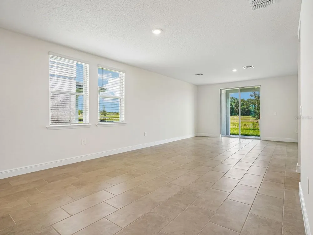 3389 LINGER LANE Lake Hamilton, FL 33851