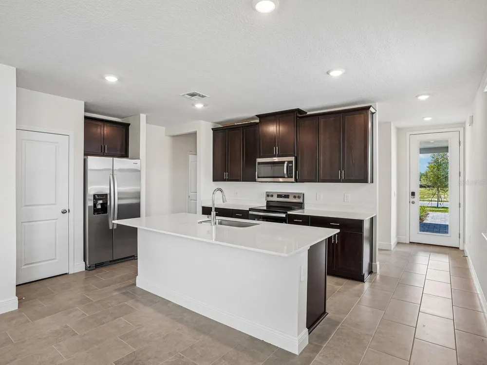3389 LINGER LANE Lake Hamilton, FL 33851
