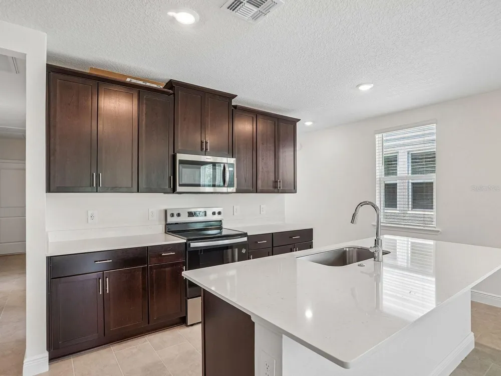 3389 LINGER LANE Lake Hamilton, FL 33851
