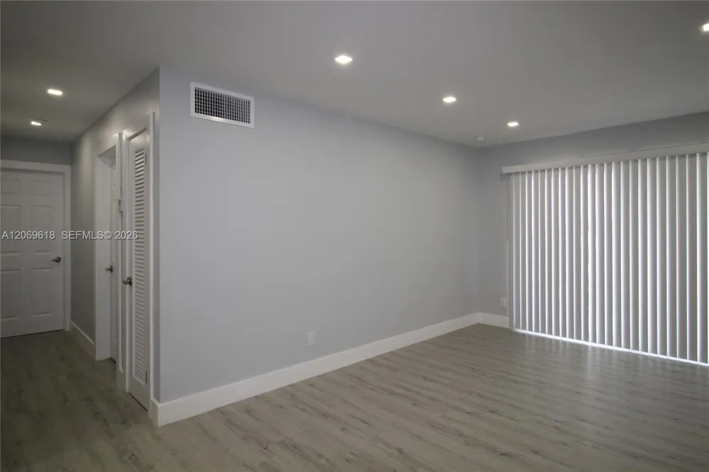 8701 SW 141st St #K6 Palmetto Bay, FL 33176