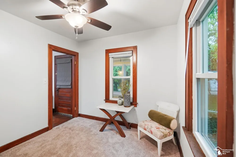 624 Palmwood Avenue Monroe City, MI 48161