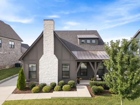 3312 Longport Ln