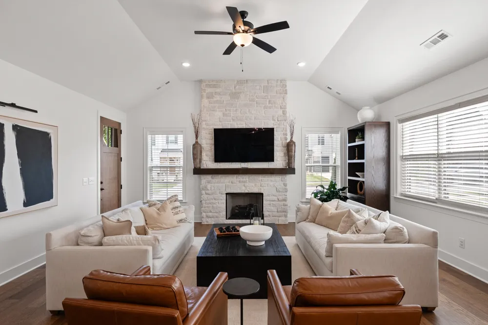 3312 Longport Ln Thompsons Station, TN 37179