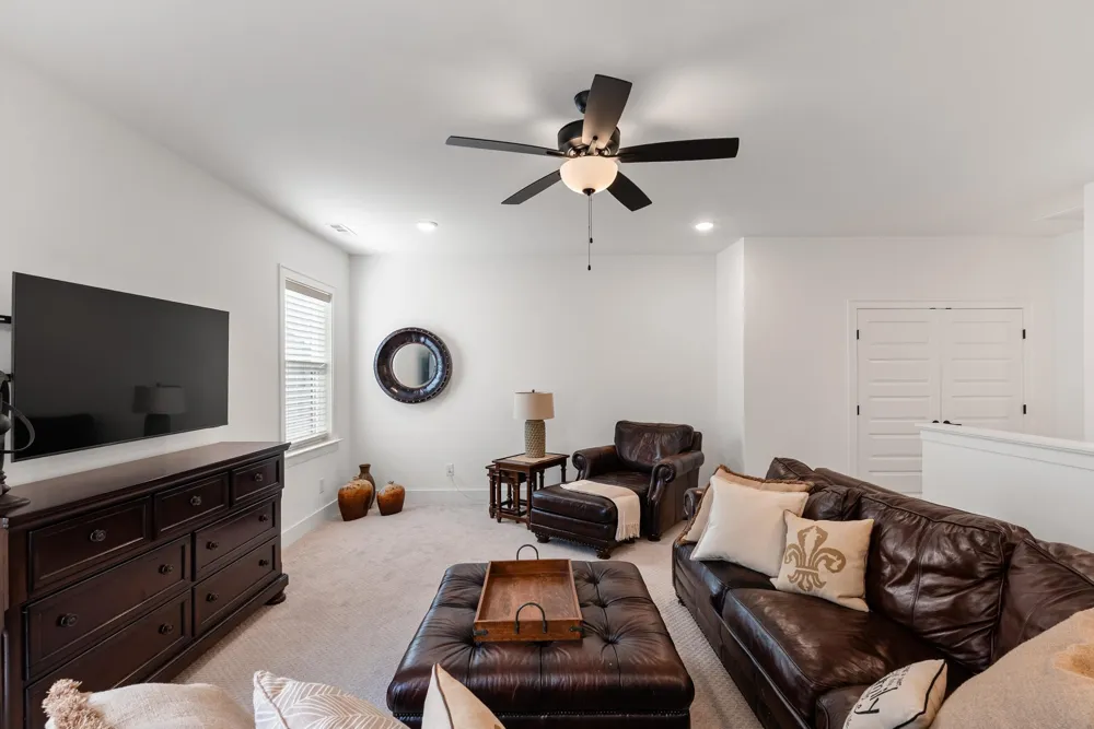 3312 Longport Ln Thompsons Station, TN 37179