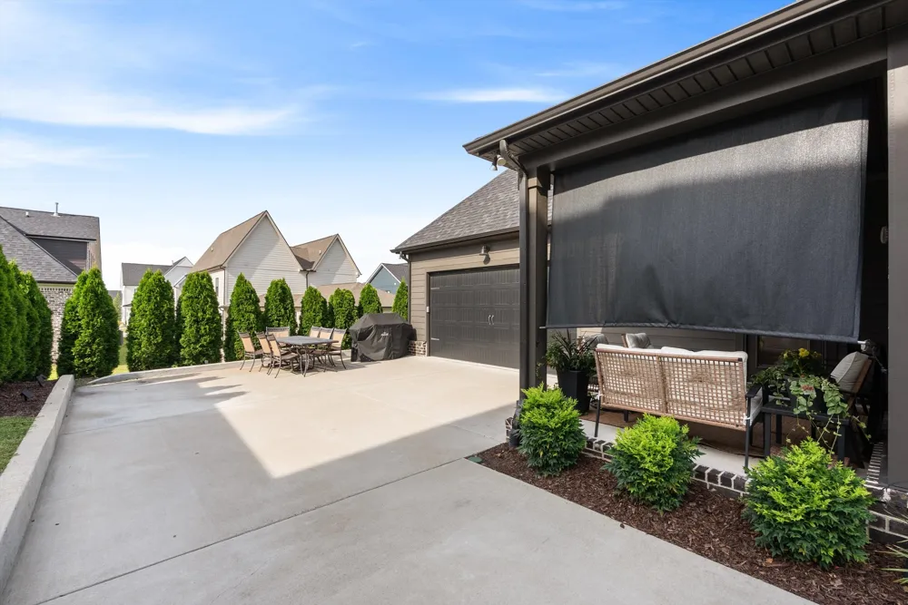 3312 Longport Ln Thompsons Station, TN 37179