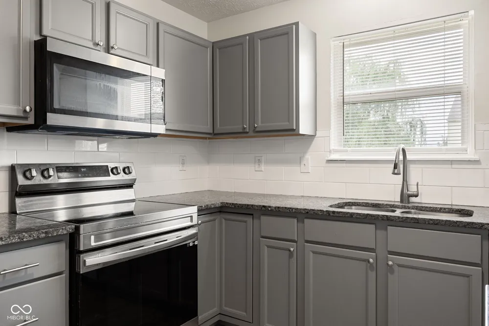 1088 Dusty Court Greenwood, IN 46143