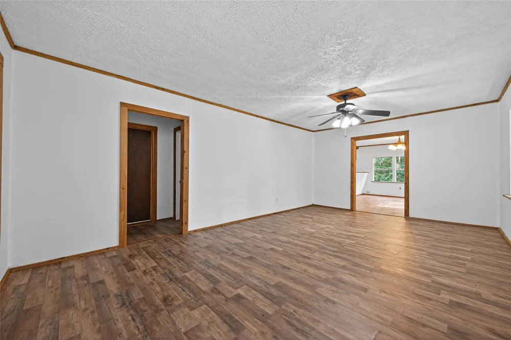 450 Dove Creek Dr Coldspring, TX 77331