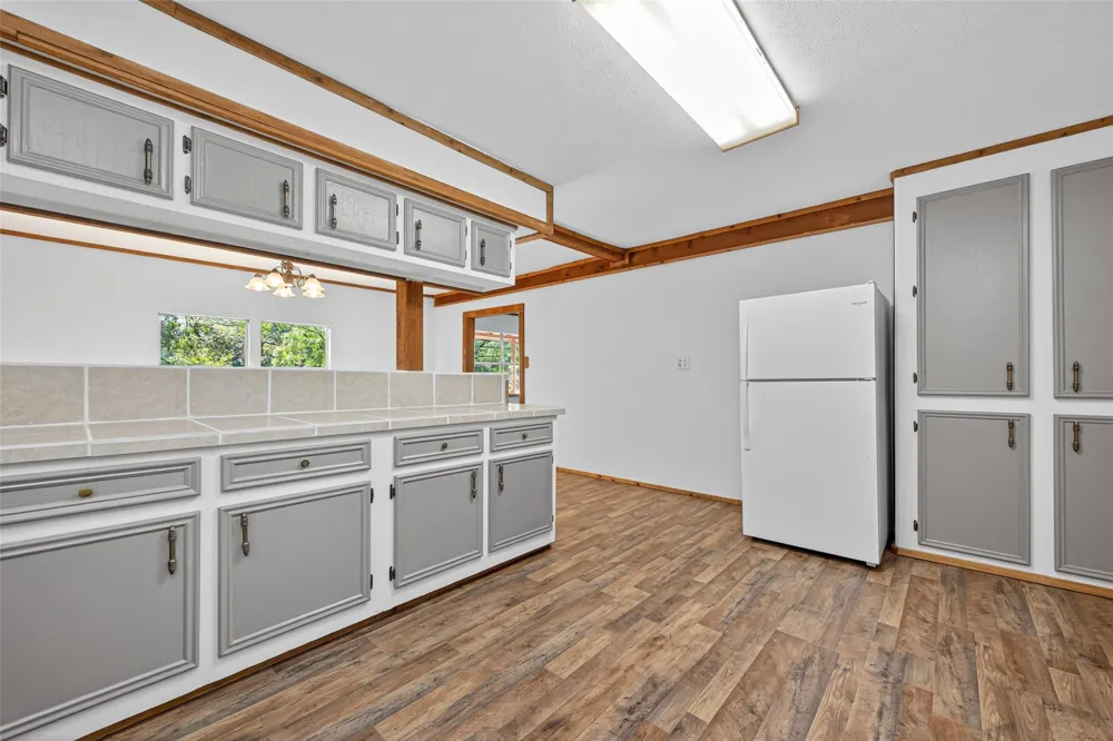 450 Dove Creek Dr Coldspring, TX 77331