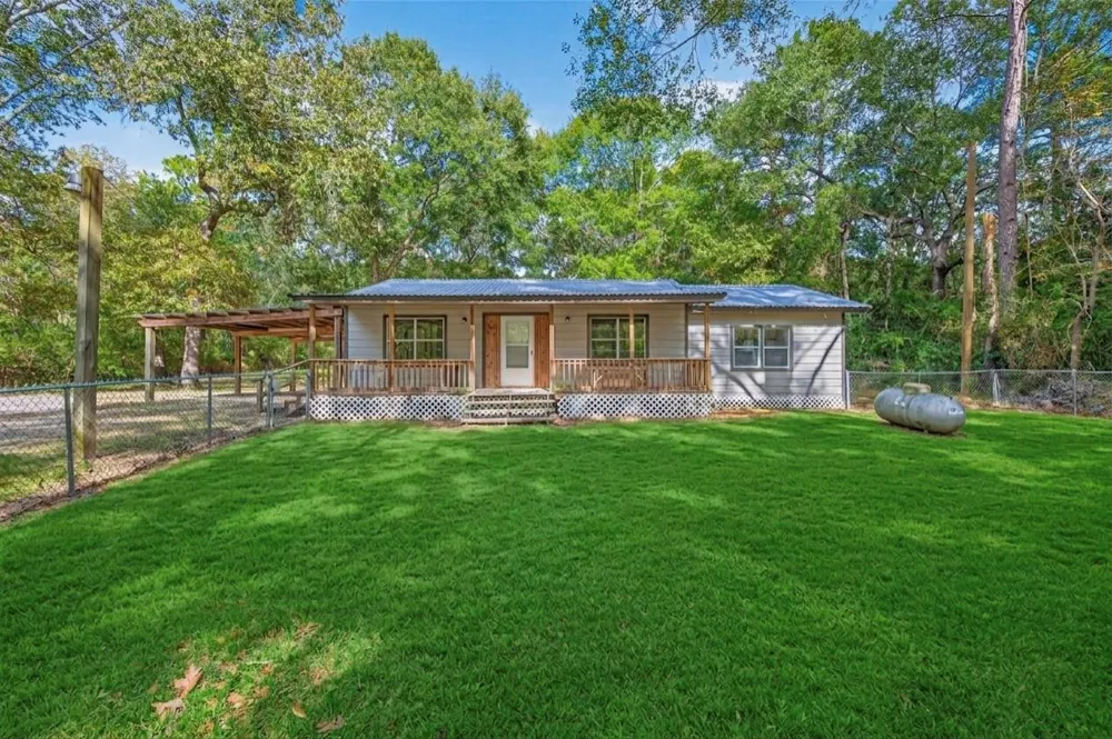 450 Dove Creek Dr Coldspring, TX 77331