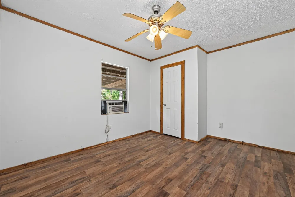 450 Dove Creek Dr Coldspring, TX 77331