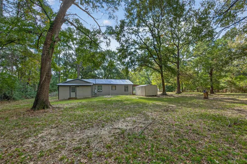 450 Dove Creek Dr Coldspring, TX 77331