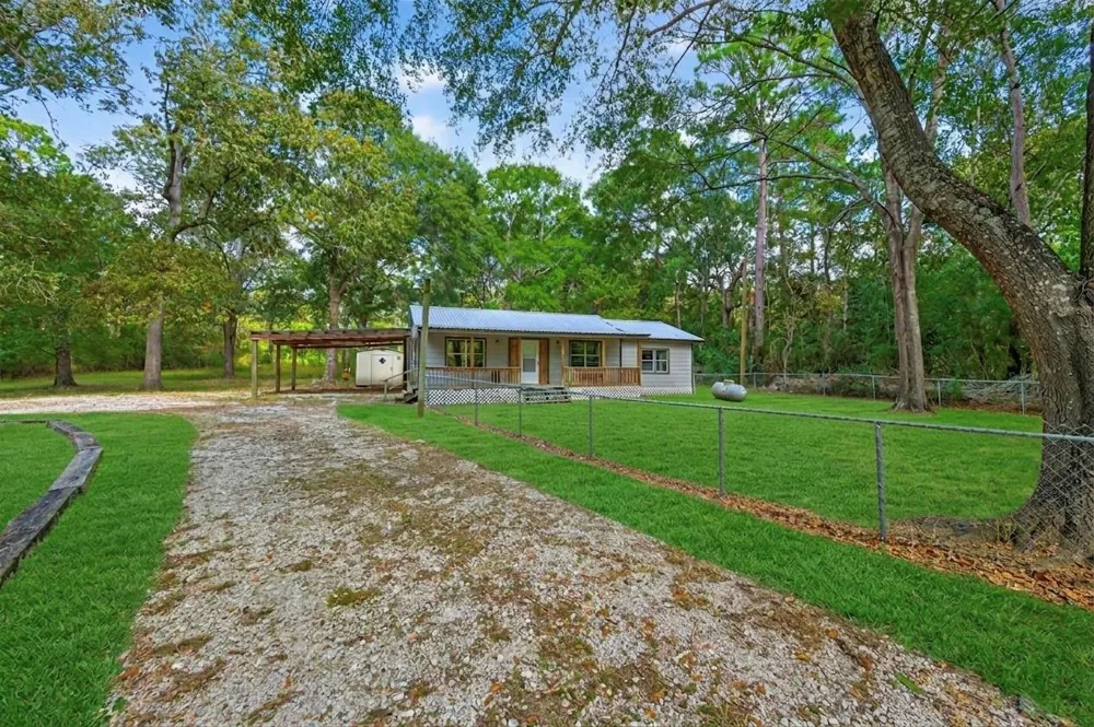 450 Dove Creek Dr Coldspring, TX 77331