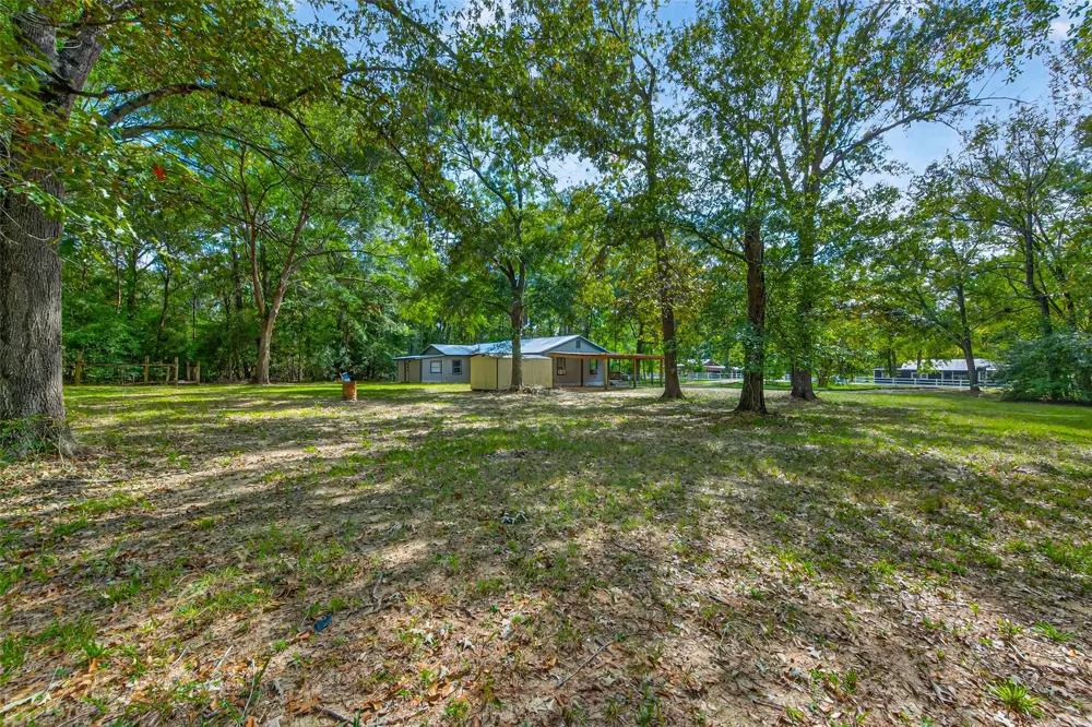 450 Dove Creek Dr Coldspring, TX 77331