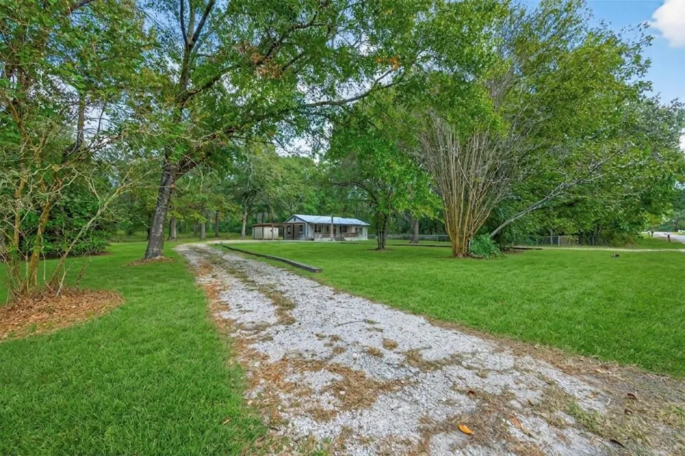 450 Dove Creek Dr Coldspring, TX 77331