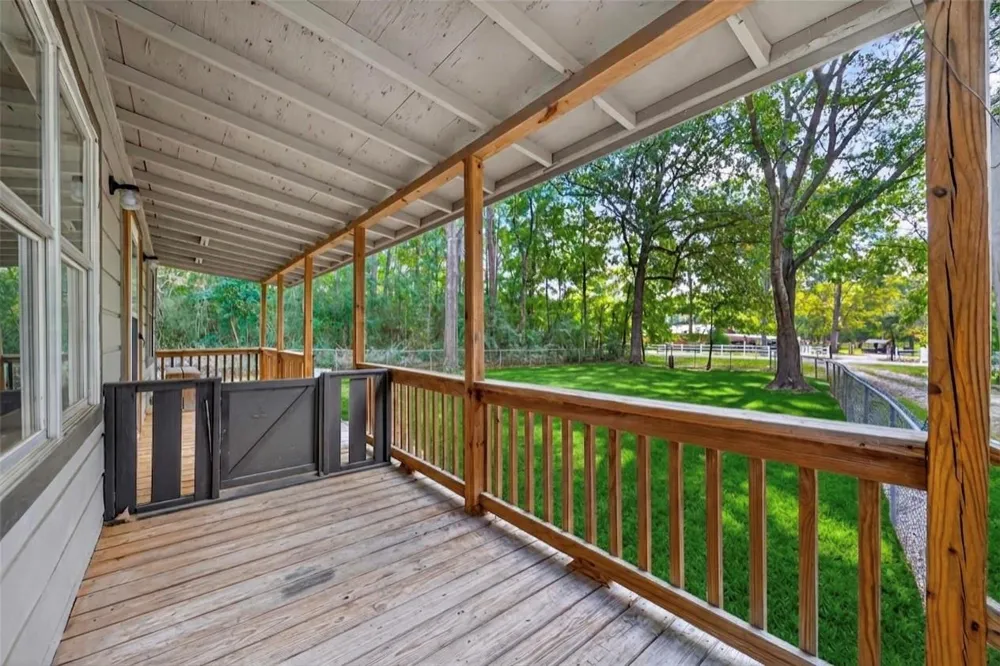 450 Dove Creek Dr Coldspring, TX 77331