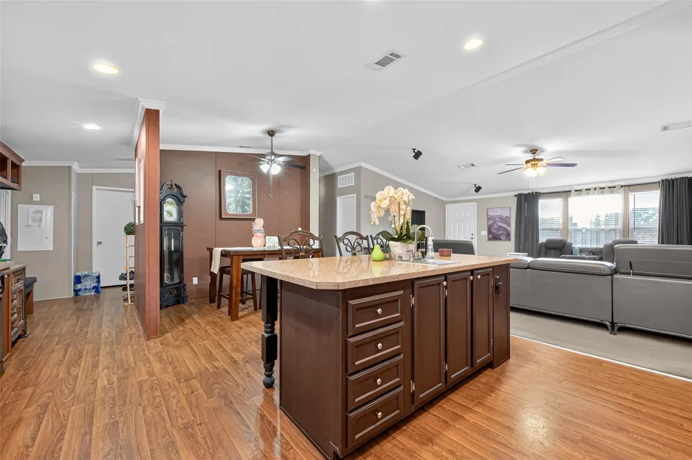 10715 Bozeman Ferry Road Midway, TX 75852