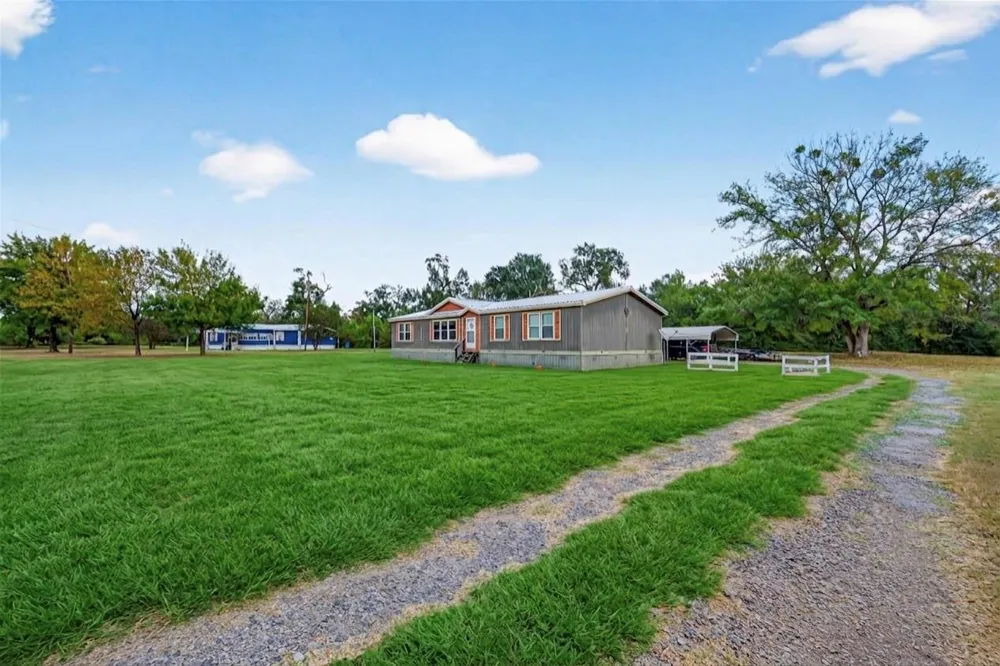 10715 Bozeman Ferry Road Midway, TX 75852