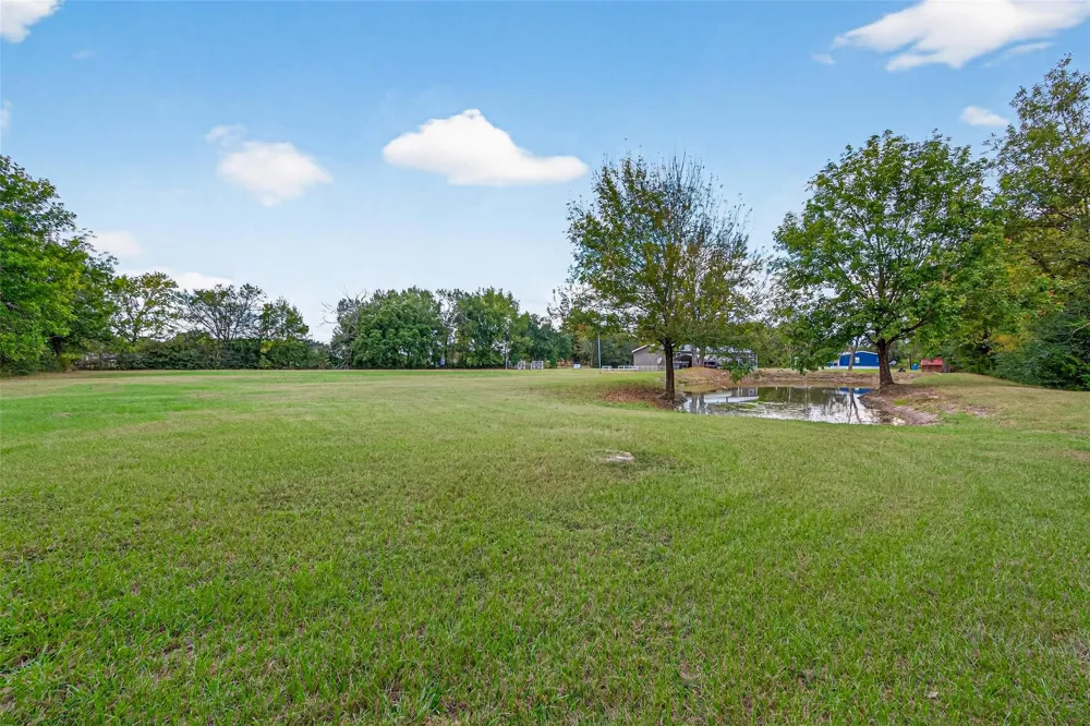 10715 Bozeman Ferry Road Midway, TX 75852
