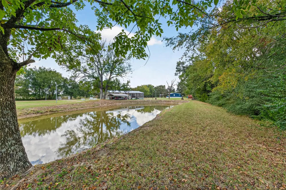 10715 Bozeman Ferry Road Midway, TX 75852