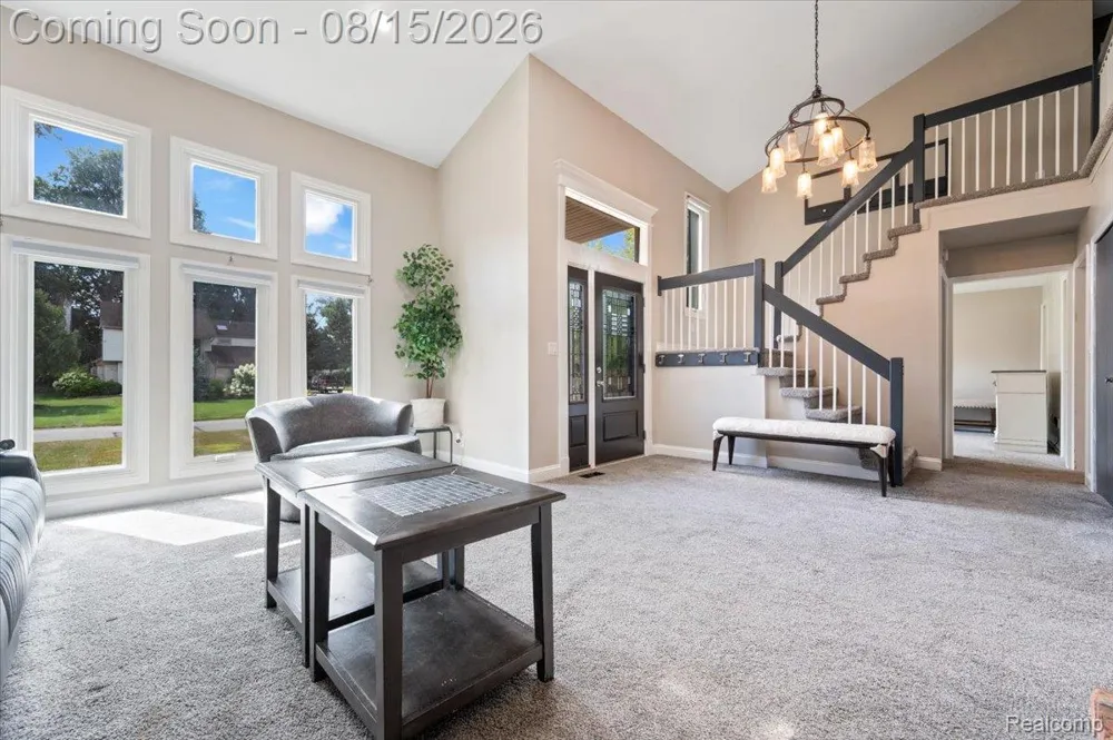 48952 Forest Drive Shelby Charter Township, MI 48317
