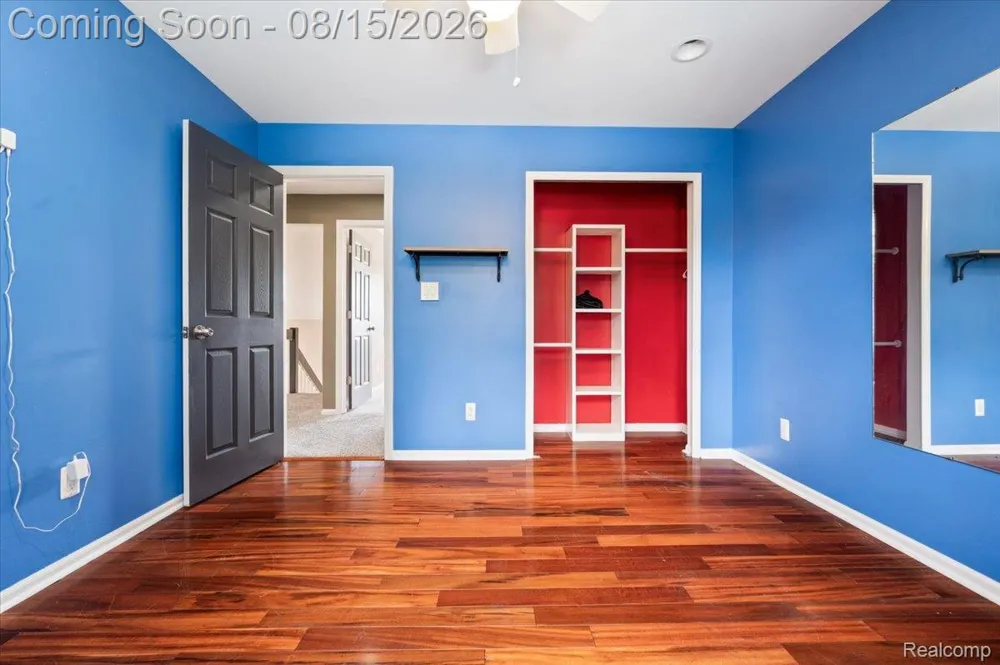 48952 Forest Drive Shelby Charter Township, MI 48317