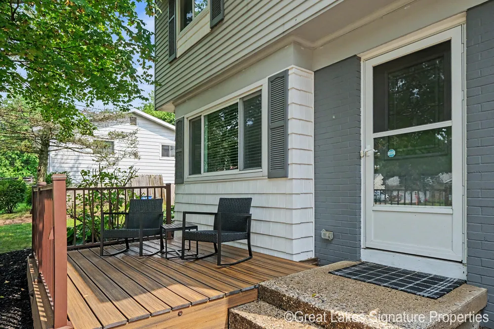 8282 Courtland Drive NE Cannon Township, MI 49341