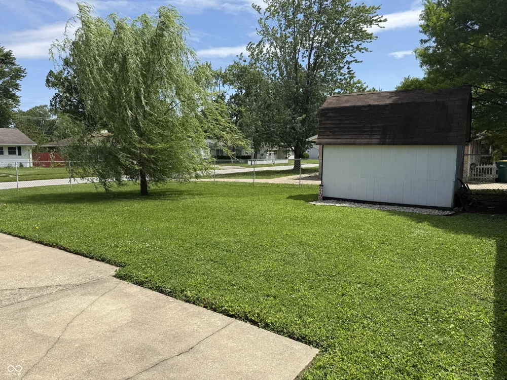 202 Wayside Drive Plainfield, IN 46168
