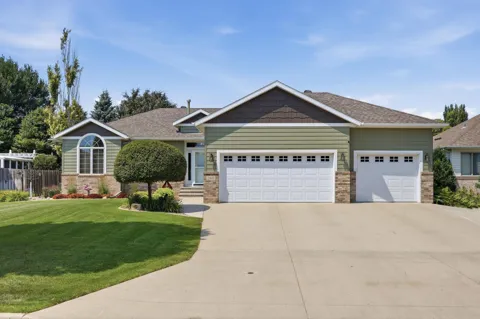 2040 Ruxton Court