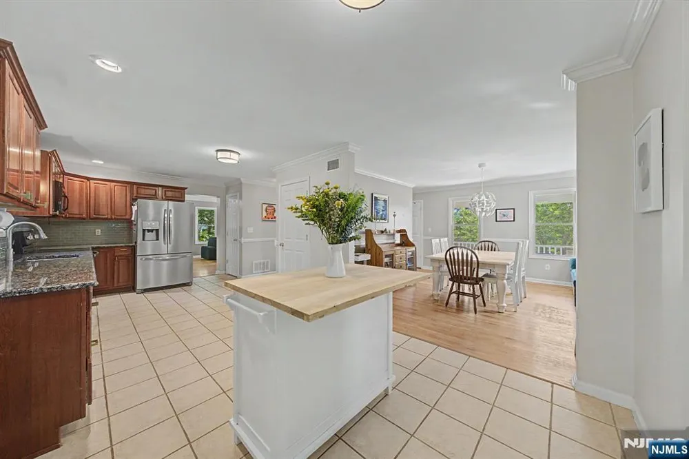 5 Valhalla Way Rockaway Township, NJ 07866