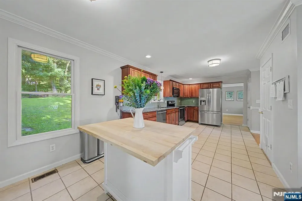 5 Valhalla Way Rockaway Township, NJ 07866