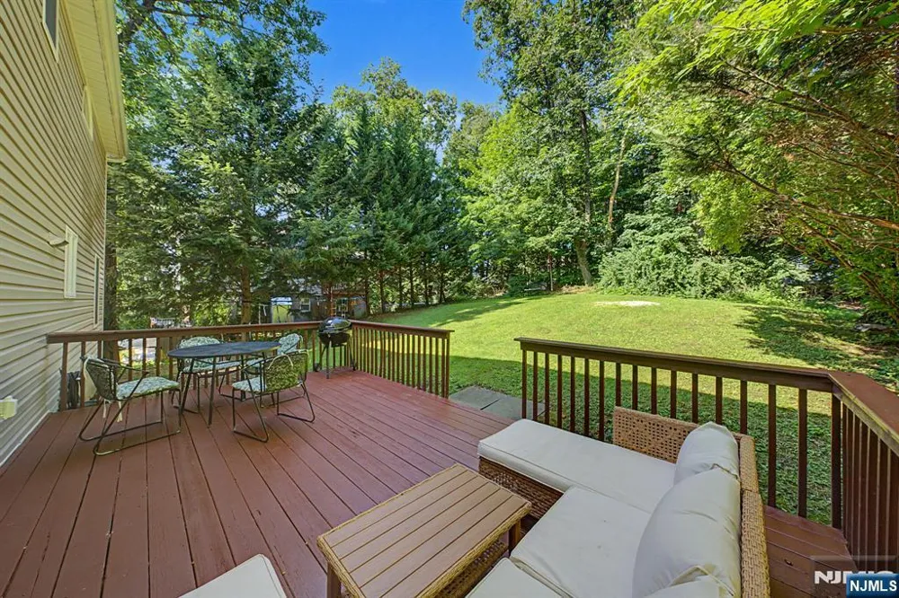 5 Valhalla Way Rockaway Township, NJ 07866