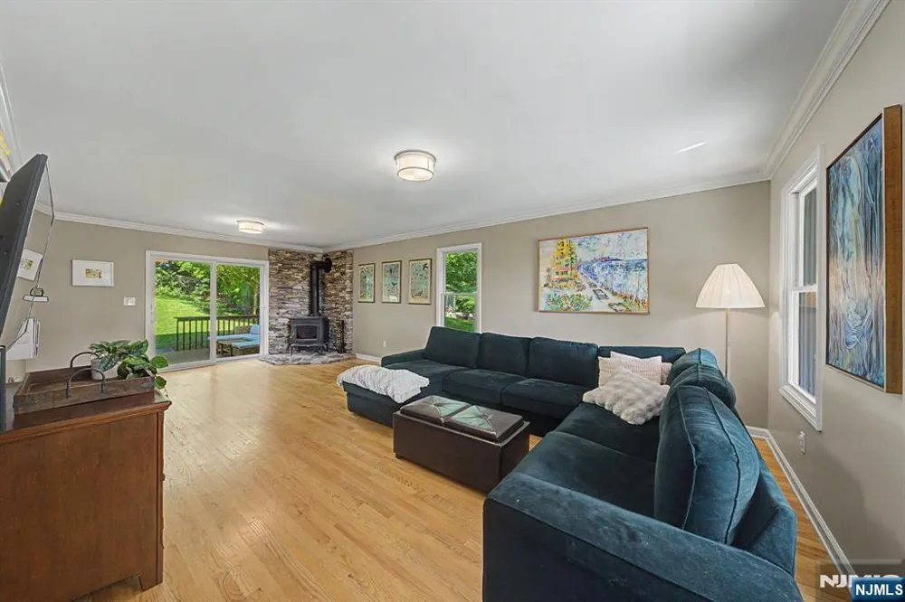 5 Valhalla Way Rockaway Township, NJ 07866