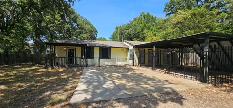509 Hillcrest Drive