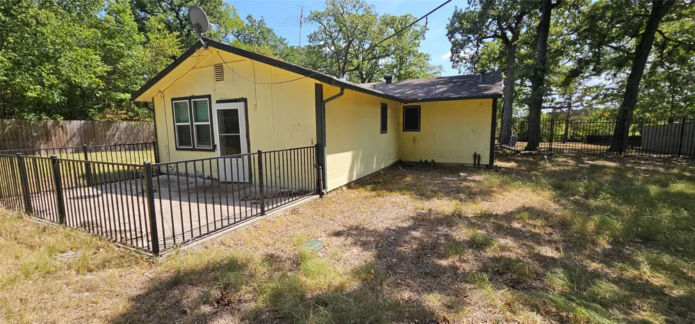 509 Hillcrest Drive Tool, TX 75143